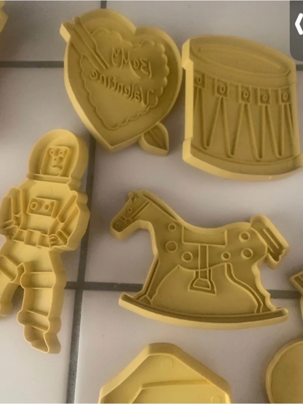 FINAL PRICE Vintage Yellow Stanley Cookie Cutters